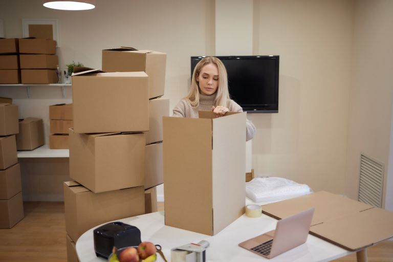 Falta de espaço e estoque desorganizado em empresa